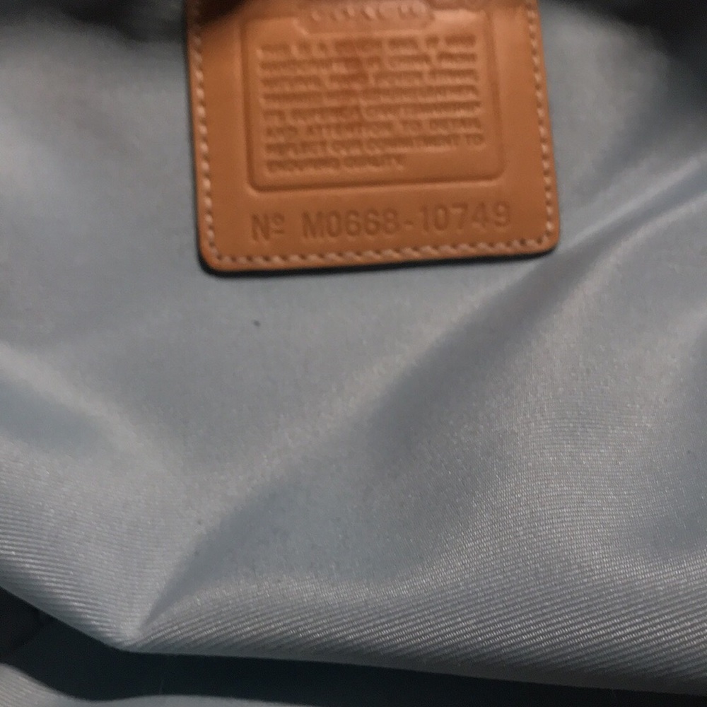 Purse - Picture 3 of 4